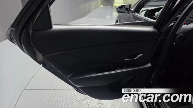 Hyundai Avante — Фото автомобиля 14