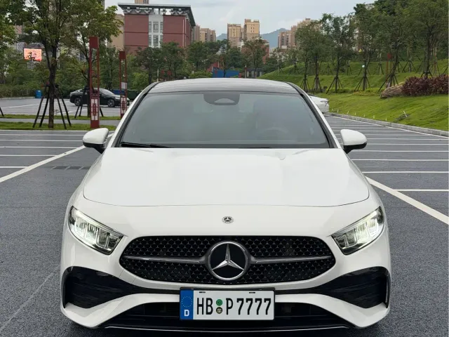 Mercedes-Benz A-Class — Фото автомобиля 2