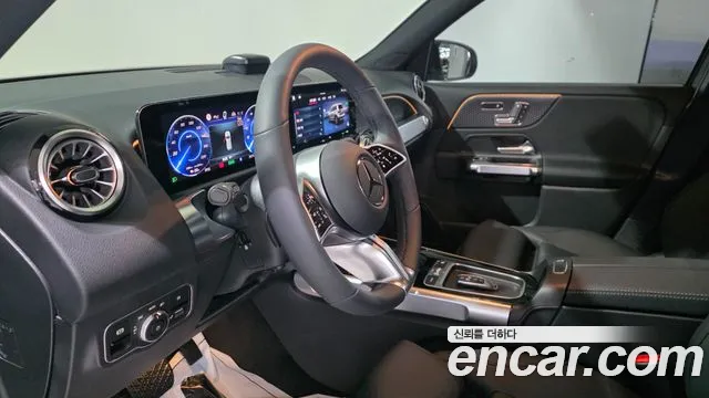 Mercedes-Benz EQB X243 — Фото автомобиля 10