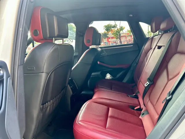 Porsche Macan — Фото автомобиля 7