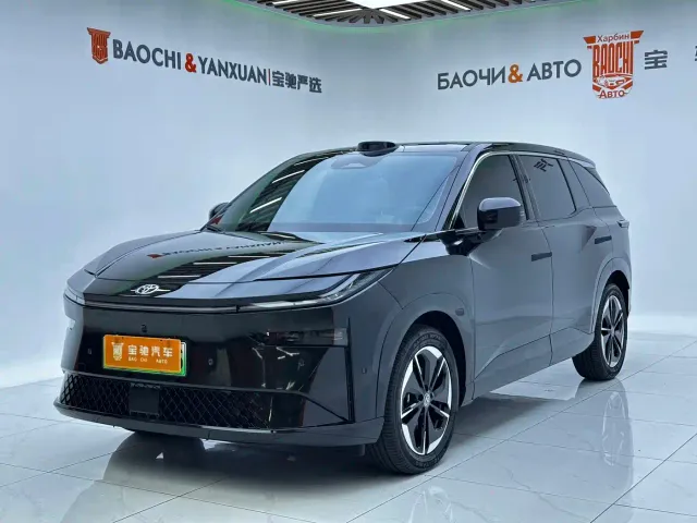 Фотография автомобиля — Toyota BoZhi 3X