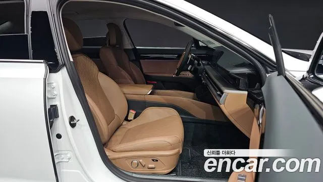 Hyundai Grandeur GN7 — Фото автомобиля 16