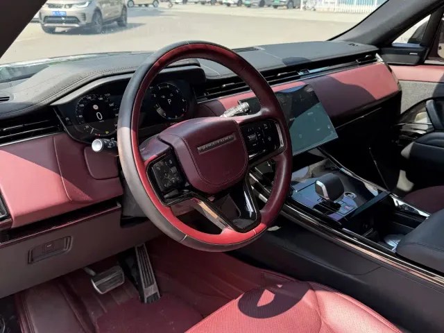 Land Rover Range Rover Sport — Фото автомобиля 7