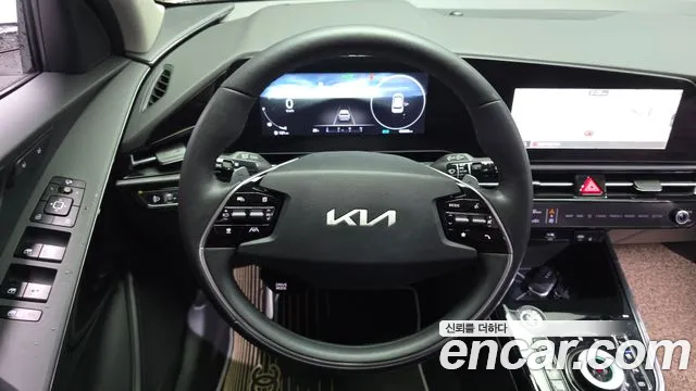 Kia Niro The All New Niro Signature — Фото автомобиля 13