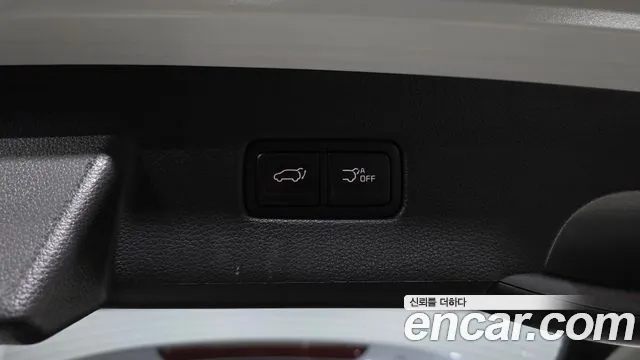 Kia Canival — Фото автомобиля 30