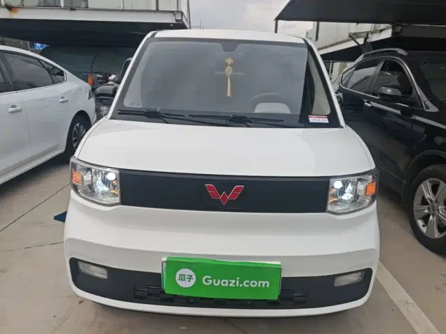 Wuling Hongguang Mini EV — Фото автомобиля 2
