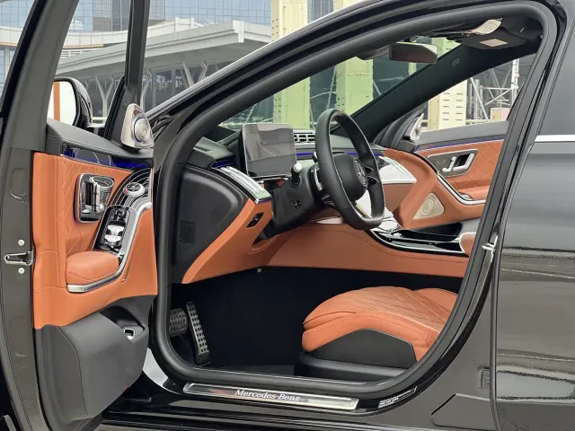 Mercedes-Benz S-Class — Фото автомобиля 5