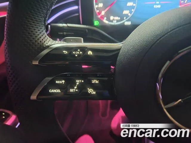 Mercedes-Benz E-Class — Фото автомобиля 15
