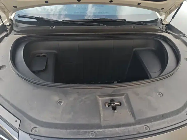 BYD Song Ultra — Фото автомобиля 10