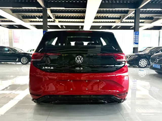 Volkswagen ID.3 — Фото автомобиля 8