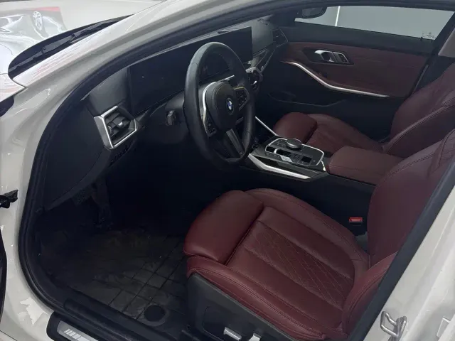 BMW 3 Series — Фото автомобиля 9