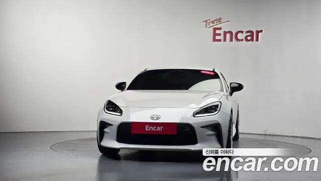 Toyota 86 GR86 — Фото автомобиля 3