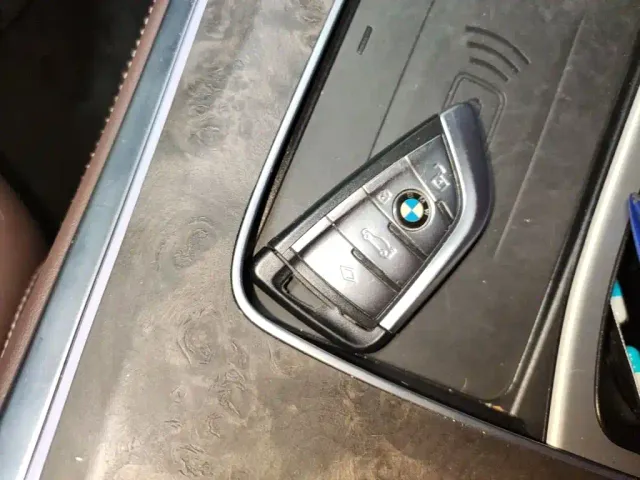 BMW X5 — Фото автомобиля 11
