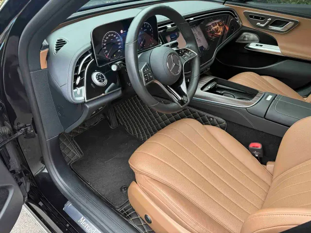 Mercedes-Benz E-Class — Фото автомобиля 5