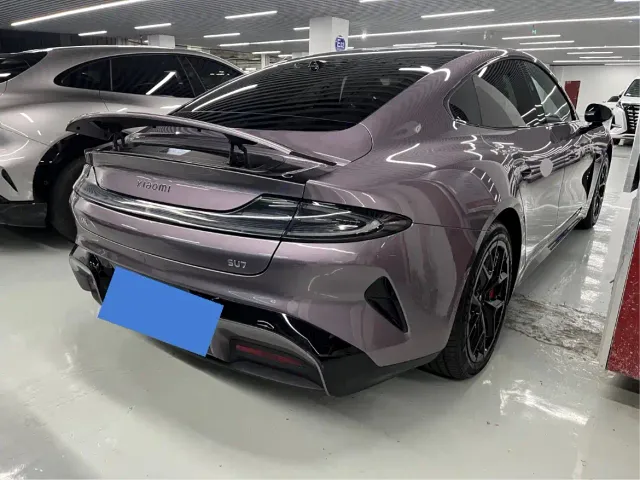 Xiaomi SU7 — Фото автомобиля 11
