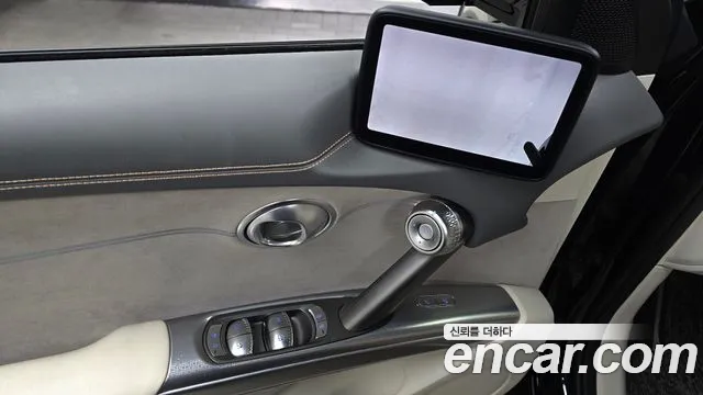 Genesis GV60 — Фото автомобиля 23