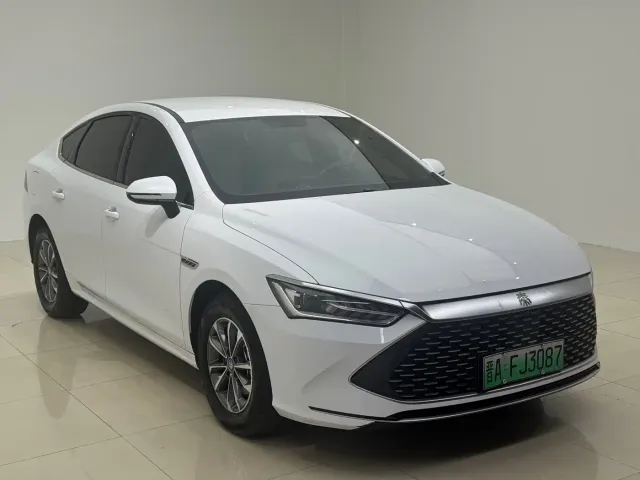 BYD Qin PLUS — Фото автомобиля 3