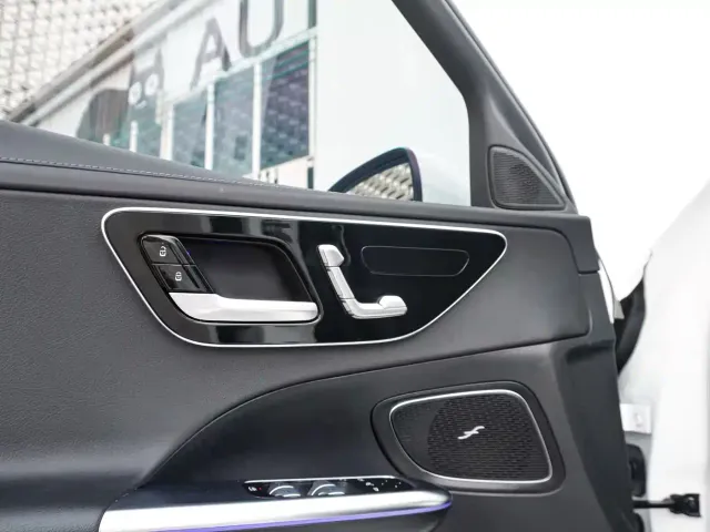 Mercedes-Benz C-Class — Фото автомобиля 25