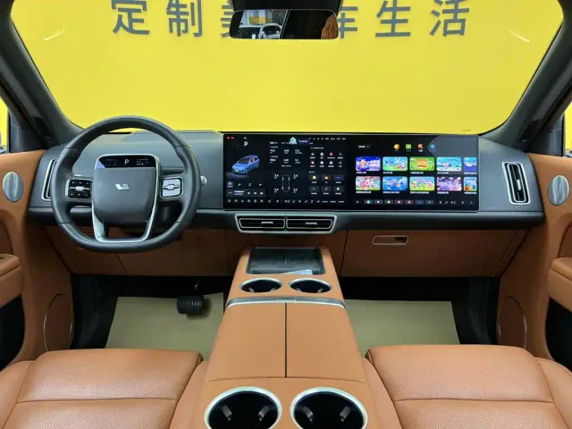 Li Auto L9 — Фото автомобиля 13