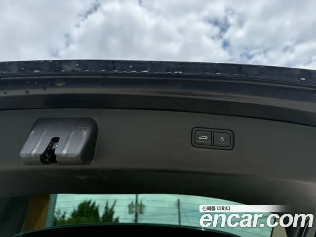 Genesis GV80 2.5T Бензин AWD — Фото автомобиля 14