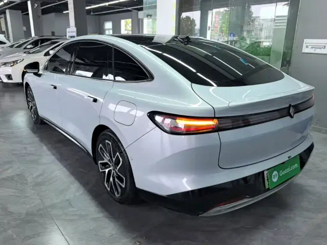 Baojun Xiangjing — Фото автомобиля 4