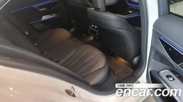 Mercedes-Benz E-Class W214 — Фото автомобиля 12
