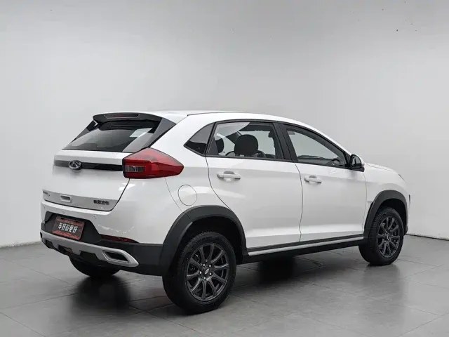 Chery Tiggo 3x 2024 1.5L CVT Excellence — Фото автомобиля 2