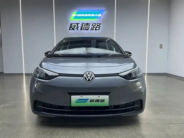 Volkswagen ID.3 — Фото автомобиля 2