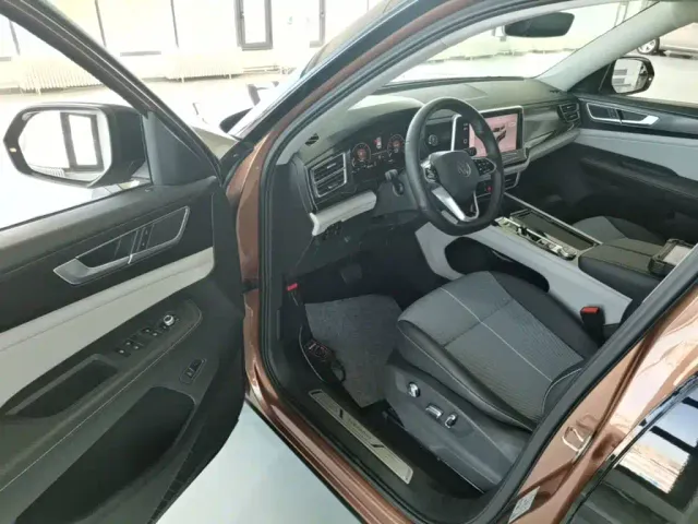 Volkswagen Teramont — Фото автомобиля 15