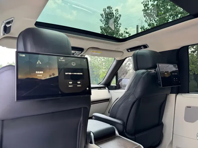 Land Rover Range Rover — Фото автомобиля 24