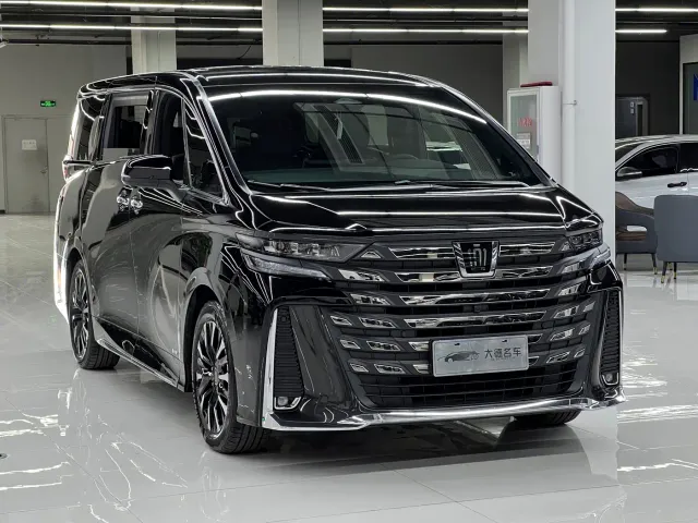 Toyota Vellfire — Фото автомобиля 3