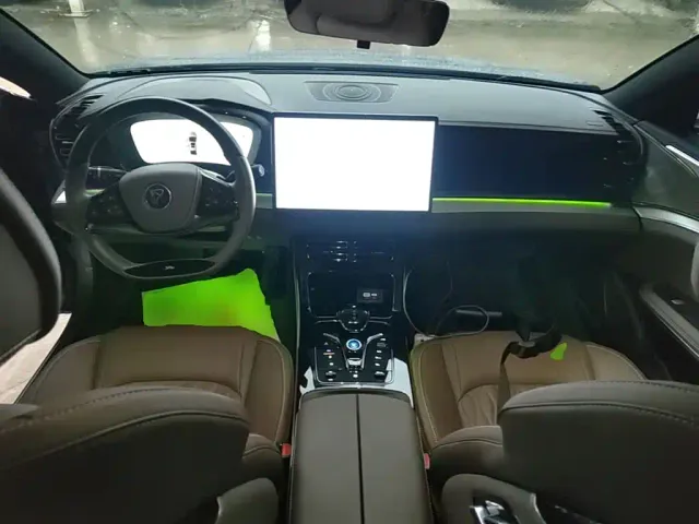 BYD Han — Фото автомобиля 9