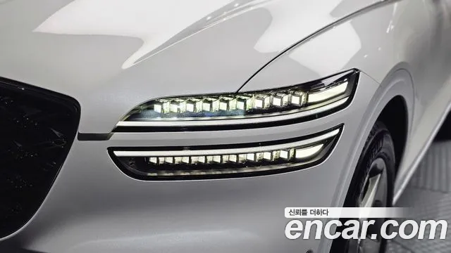 Genesis GV70 — Фото автомобиля 7