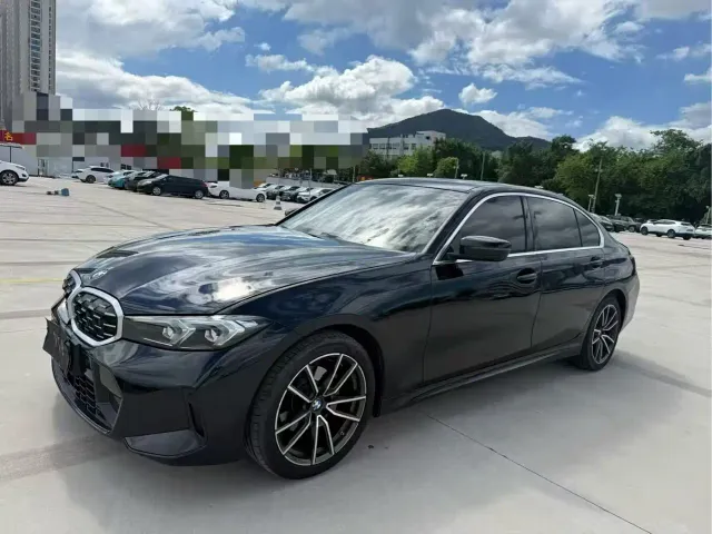 Фотография автомобиля — BMW 3 Series