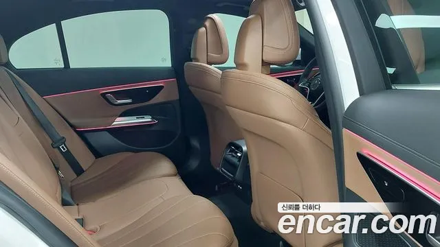 Mercedes-Benz E-Class W214 — Фото автомобиля 10