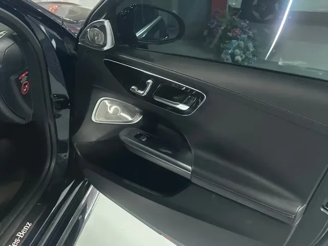 Mercedes-Benz C-Class — Фото автомобиля 11