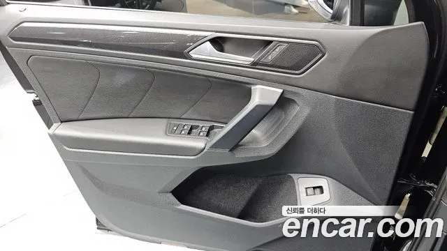 Volkswagen Tiguan — Фото автомобиля 13
