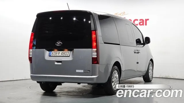 Hyundai Staria Staria Карго 5 мест — Фото автомобиля 2