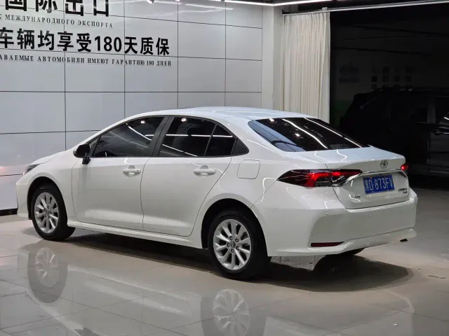 Toyota Corolla — Фото автомобиля 4