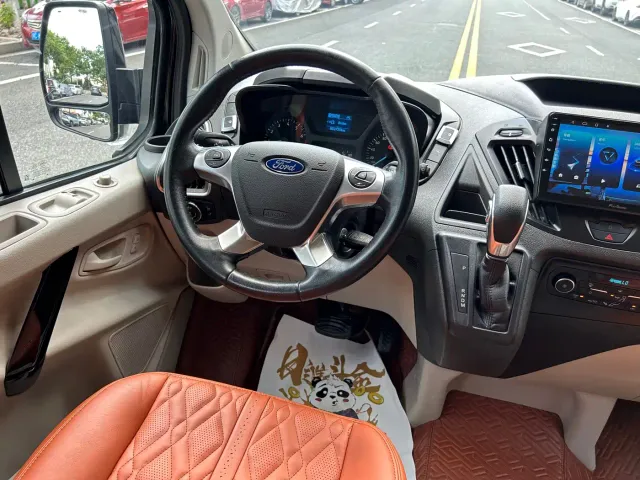 Ford Tourneo — Фото автомобиля 14