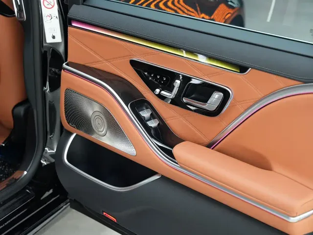 Mercedes-Benz Maybach S-Class — Фото автомобиля 13