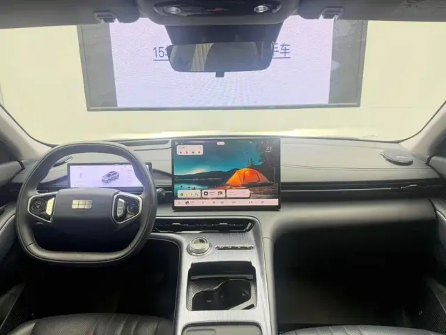Geely Galaxy E5 — Фото автомобиля 11