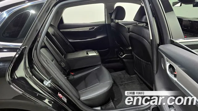 Hyundai Grandeur Новый Grandeur IG 3.0 LPi (Для проката) — Фото автомобиля 13