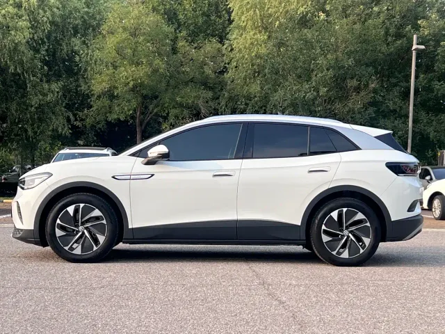Volkswagen ID.4 Crozz — Фото автомобиля 4