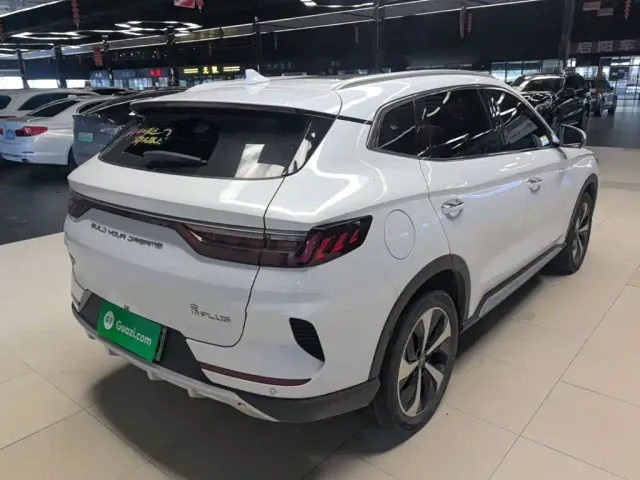 BYD Song PLUS — Фото автомобиля 6