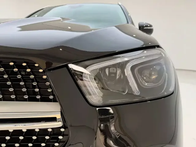 Mercedes-Benz GLE-Class — Фото автомобиля 9