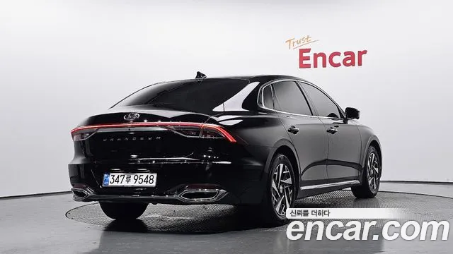 Hyundai Grandeur — Фото автомобиля 2