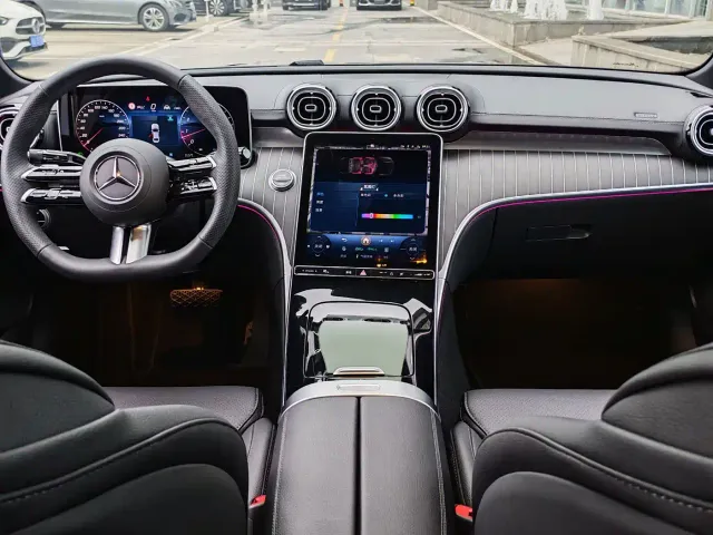 Mercedes-Benz C-Class — Фото автомобиля 20