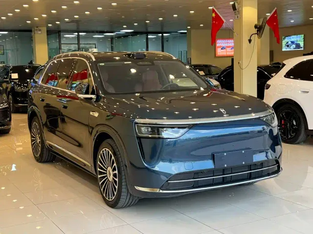 Aito M8 — Фото автомобиля 5