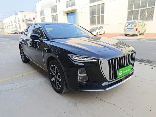 Hongqi H5 PHEV — Фото автомобиля 3